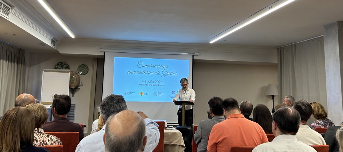 Fabrice Hadjadj: “retos y oportunidades de la universidad del s. XXI”: “la universidad contemporánea ha olvidado su compromiso con la búsqueda comunitaria de la verdad”. Se ha doblegado al interés del management y está encerrada en el utilitarismo y eficientismo. Ha de recuperar