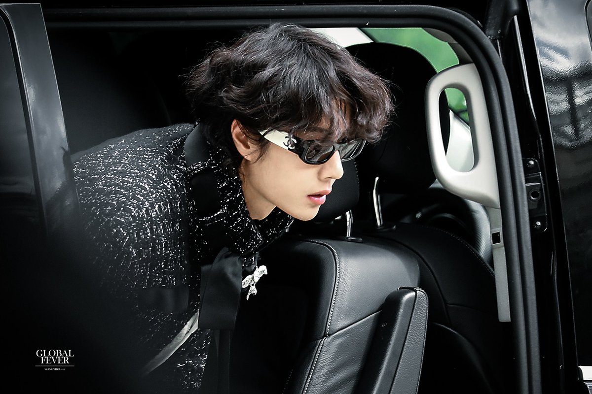 GLOBALFEVER does it again!

YIBO CHANEL FW25Couture
#WangYiBoCHANELHauteCouture <a href="/CHANEL/">CHANEL</a> #WangYibo