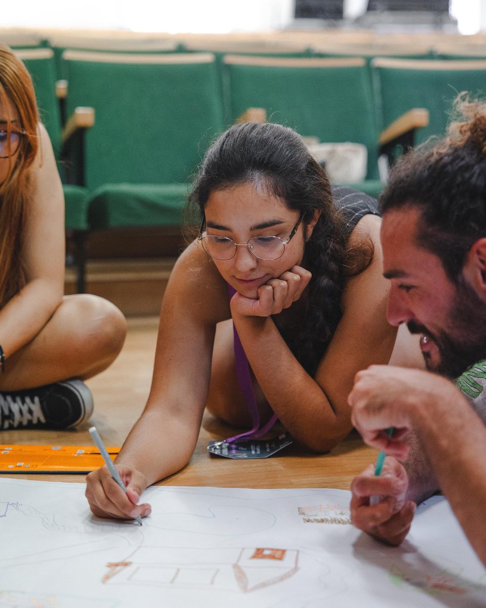 EAPNclm's tweet image. 📸 de @EAPNes del Encuentro Estatal de Activismo Juvenil en #Valladolid que han organizado junto a @EAPNCyL
enfocado en materia de #vivienda para jóvenes en situación de #vulnerabilidadsocial
Gracias a nuestrxs compis de @ymca_esp de Toledo por ir en representación de CLM🤍