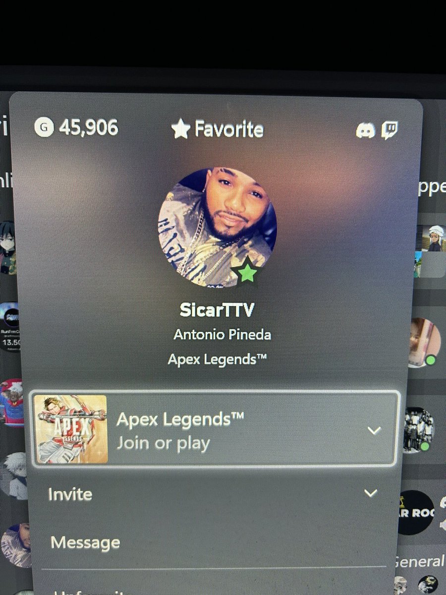 OMG OMG OMG OMG LADIES AND GENTLEMAN IS THE LEGEND BACK????? TO SAVE US?