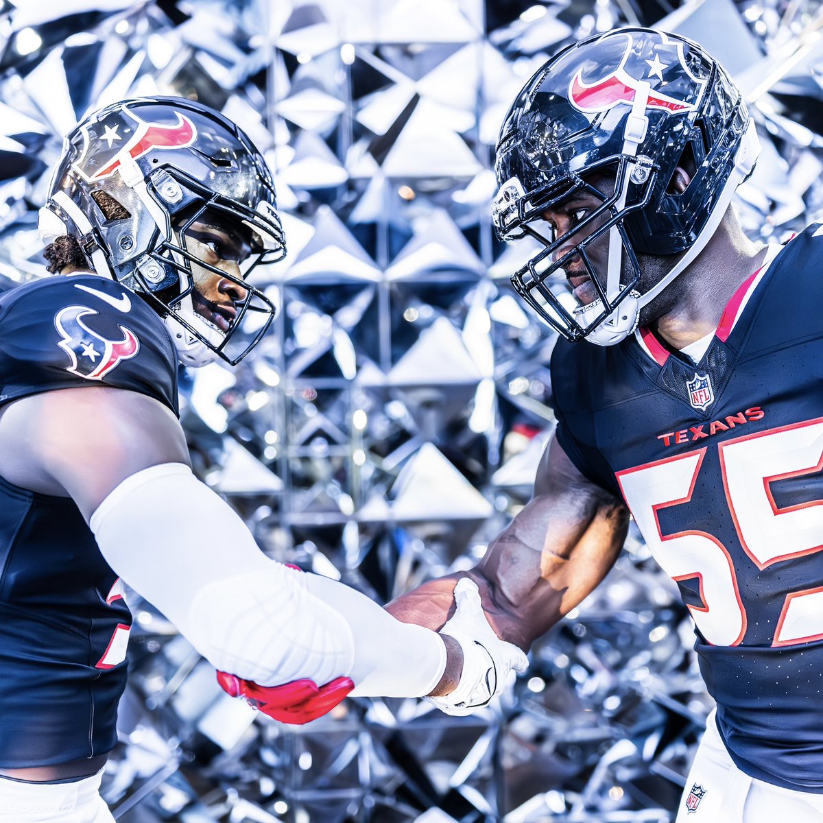 Houston Texans Fans Fr (@texansfr) on Twitter photo La terre a tremblée quand j’ai ouvert cette photo 🤯 La terre a tremblée quand j’ai ouvert cette photo 🤯