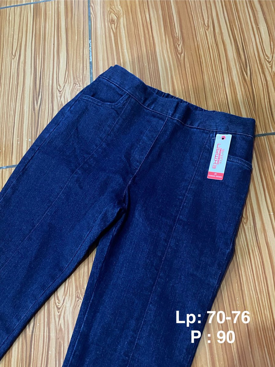seuporaa's tweet photo. wts jeans 40k https://t.co/9BMQAGlkhs