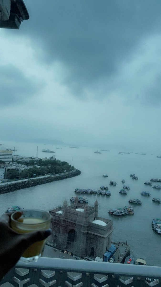 Prerika1prerika's tweet photo. Never realised this beautiful view have seen all sides 

So what are we 

#tajhotel #mumbai #TajMahal https://t.co/DkDyQBb5Pf