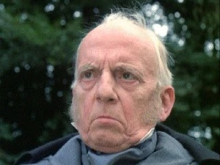 daveainsworth63's tweet photo. Remembering the English actor Erik Chitty who was born on this day in 1907. He died in 1977. #ErikChitty #PleaseSir #TheAmazingMrBlunden #TheRailwayChildren #TheVaultOfHorror #LustForAVampire #DoctorZhivago #RaisingTheWind #ABridgeTooFar #FallOfEagles #FootstepsInTheFog https://t.co/8qP4Fj1Wbj