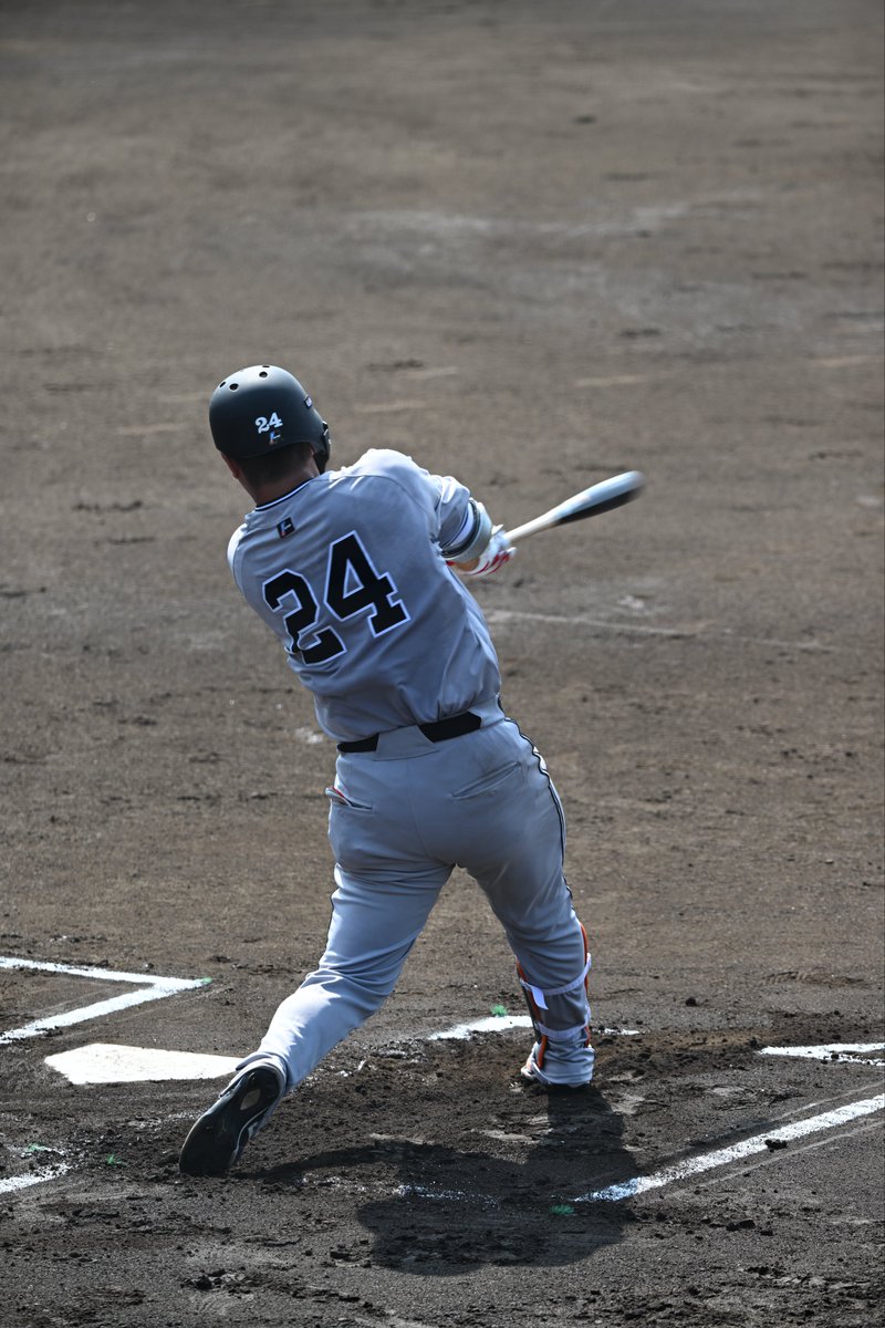 GIANTS2022GO's tweet image. 大城選手センターへのホームランを切り取り
ホームインする前に
ベンチからエッホエッホの掛け声が🗣️🏃♀️
嬉しそうな顔がこちらも嬉しいです。
#大城卓三 #ジャイアンツ