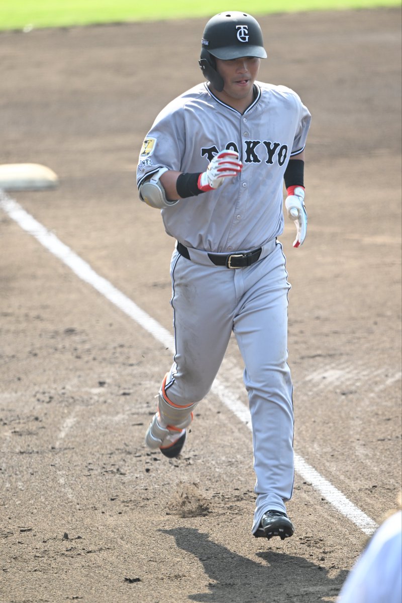GIANTS2022GO's tweet image. 大城選手センターへのホームランを切り取り
ホームインする前に
ベンチからエッホエッホの掛け声が🗣️🏃♀️
嬉しそうな顔がこちらも嬉しいです。
#大城卓三 #ジャイアンツ