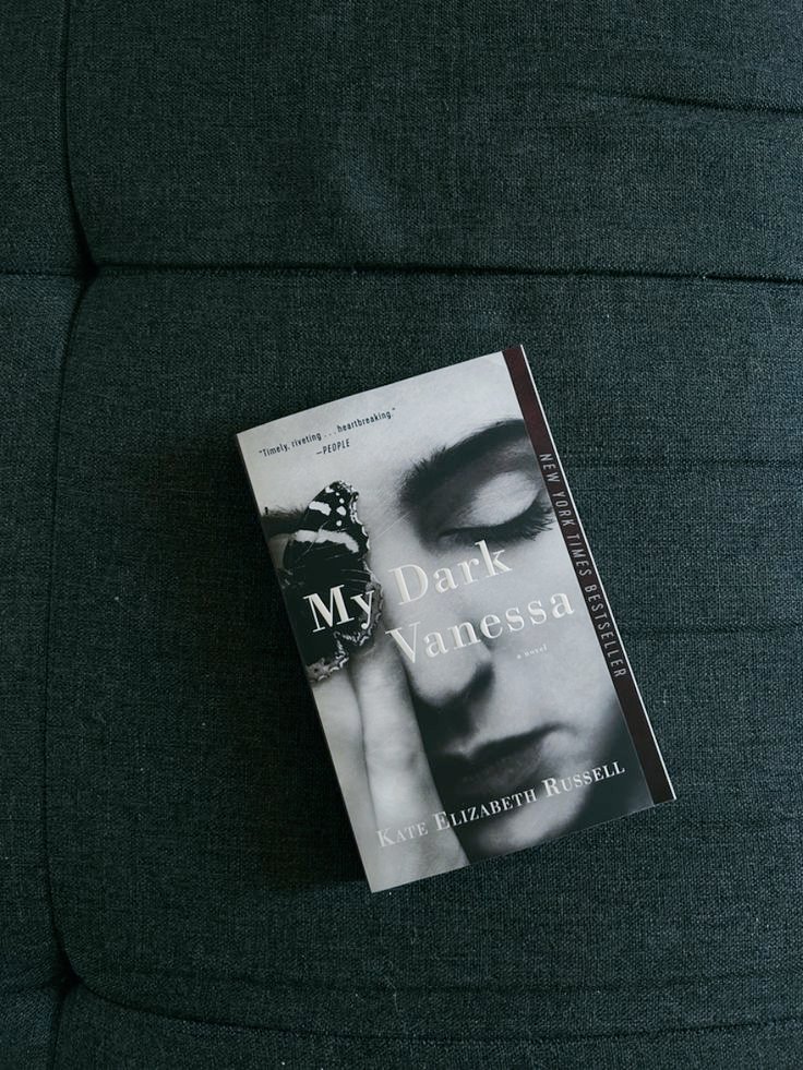 Fin ✅

This book is interlaced with issues of pedophilia &amp; grooming-
Vanessa was groomed by her Lit teacher-she, 15,he, 42. Years later, Vanessa is pulled into the #metoomovement to back  accusations against the male teacher 

This book describes the current AGHS story 💔