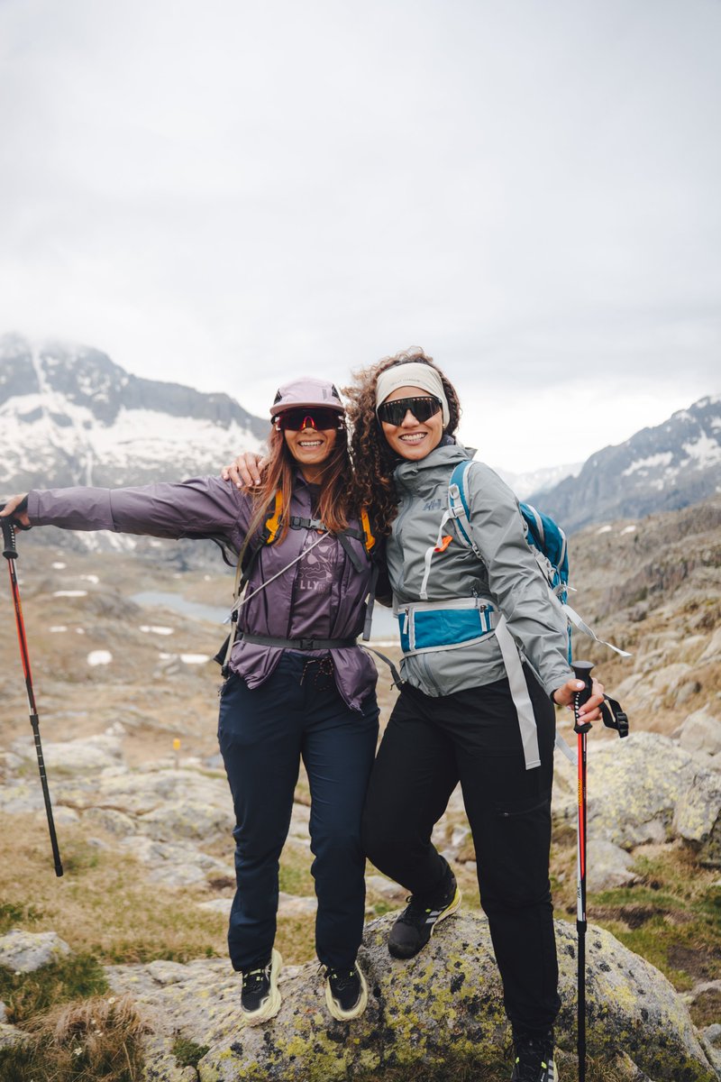 WideoysterE's tweet photo. Caminar, conversar, compartir.
El reto de una cumbre, probar material técnico, la vida en el refugio, música en directo, cata de cervezas, hacer nuevos amigos, yoga al amanecer... 🏔️💯
Bienvenidos al #OpenMountain de @HellyHansen.
👉https://t.co/ijNf9V7gxw https://t.co/F8kmkKOTq5