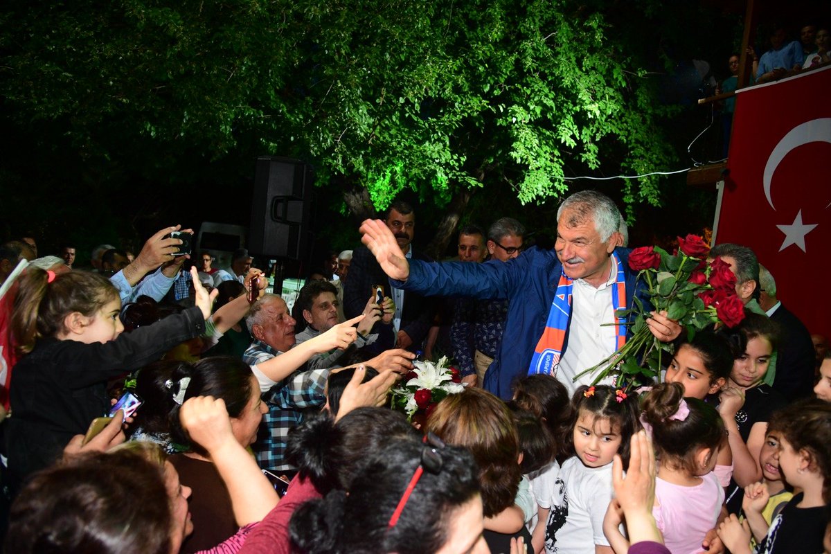 chpadanail's tweet photo. Bu sevgiyi yenebilir misiniz?

#ZeydanKaralar Adana'dır... https://t.co/4k4hc4kAyx