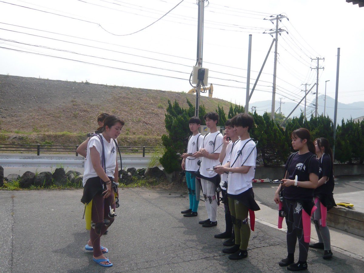 harpsealHosei's tweet image. AAツアー🤿🐠

OWを終えた新入生のみんなが、さらにスキルアップするためのトレーニングに行きました✨

ダイビングの後はみんなでジェラート屋さんに行き、充実した1日を過ごしました😋

これから夏に向けて、たくさん潜って一緒に楽しみましょー🤙🏽🏖️

2025/7/6

#harpseal #法政サークル #法政新歓…