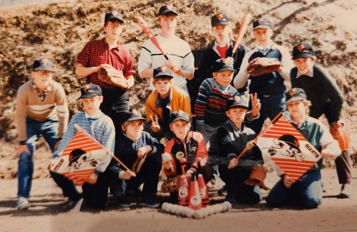 JasukoG's tweet photo. Tule katsomaan baseballia, grillaamaan ja kokeilemaan, miten baseball-syöttö onnistuu!
Suomen @BaseballFinland -liitto sekä @JasukoG järjestävät lauantaina 12.7. juhlaottelun kello 15 alkaen! #Myllypuro ⚾️🏟️
#baseballfi #草野球 https://t.co/g1k7acfCWR