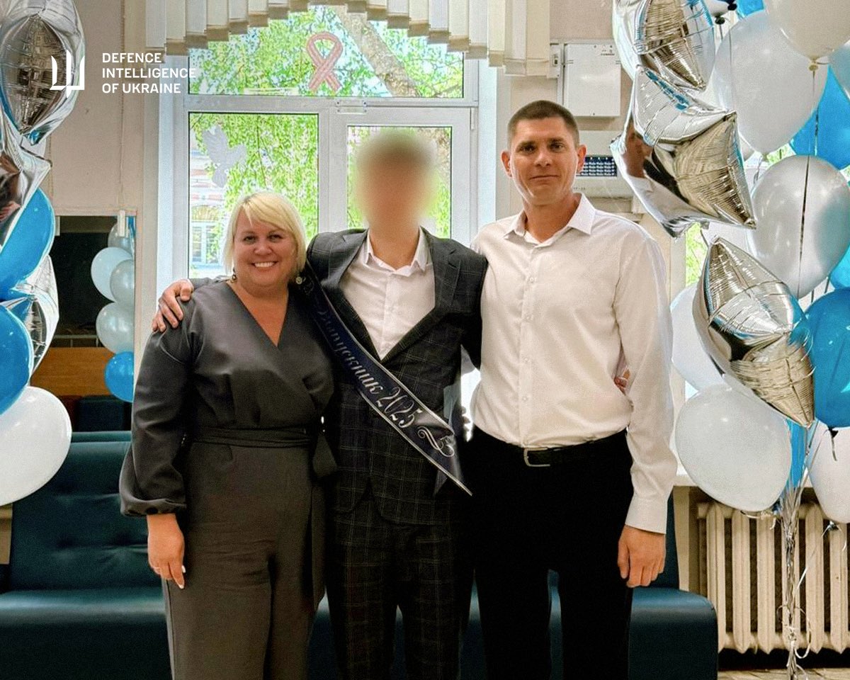 DI_Ukraine's tweet image. One year on from the missile attack on the National Specialized Children's Hospital "Okhmatdyt" in Kyiv, DIU reveals the identity of one of the russian military officers behind this war crime.
🔗: gur.gov.ua/en/content/hur…