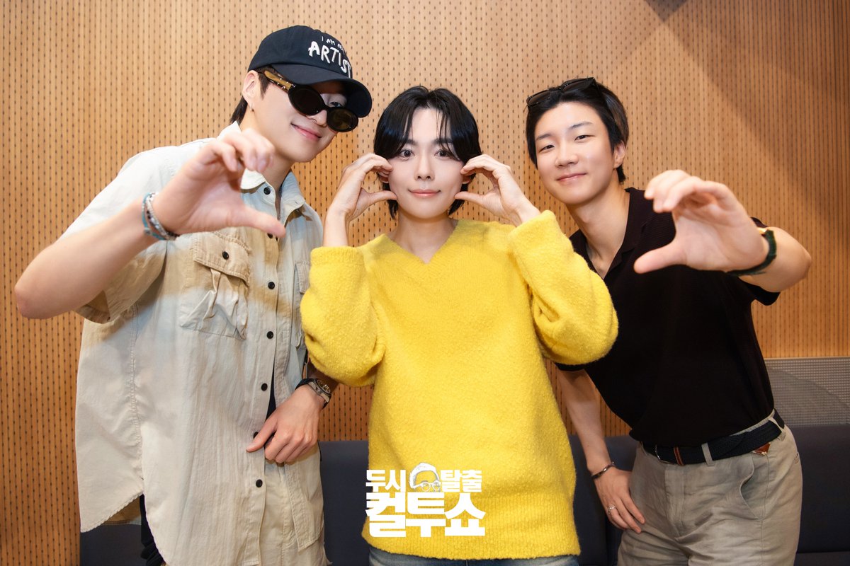 SBSNOW_PHOTO's tweet image. [SBS 현장사진]
두시탈출 컬투쇼

#두시탈출컬투쇼 #컬투쇼
#위너 #WINNER #강승윤 #YOON
#김진우 #JINU #이승훈 #HOONY
#스브스포토
instagram.com/sbsphoto_offic…