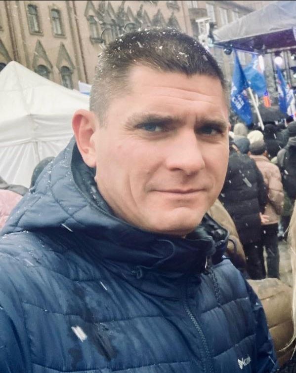 ⚡️Установлена личность военного преступника, причастного к обстрелу «Охматдет» в 2024 году

После прошлогоднего удара российских террористов по клинике «Охматдет» в Киеве группа «Информационное Сопротивление» обнародовала личные данные представителей командного состава 22-й