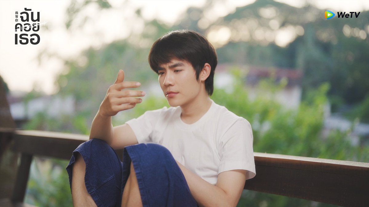 TheBLXpress's tweet photo. #iPromiseEP8...Victor & Nankrai both die, Tontae is in pain. So, Jaonang reverses time for him. He chooses to stay away from Victor & stand beside Nankrai. Unfortunately, this time Tontae dies instead. None of them are happy, the most bizarre finale ever 🤯🤯
#ฉันคอยเธอEP8 https://t.co/k1qcLom22K