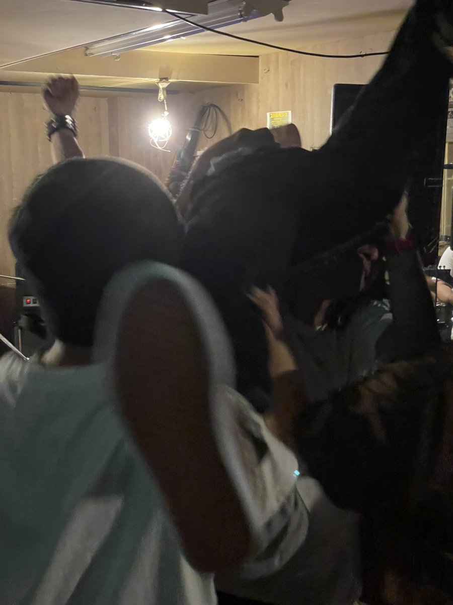 sekishiro's tweet image. なにかとお世話になっているDemiglaceの新譜が出ます！キャッチコピー書かせていただきました！
皆さん是非お買い求めください！

diskunion.net/portal/ct/deta…

#diskunion
#Demiglace