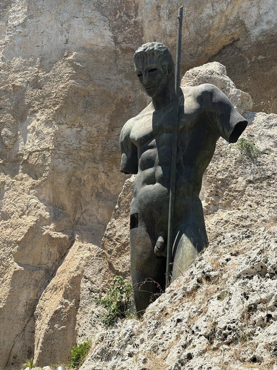 markswalking tweet media