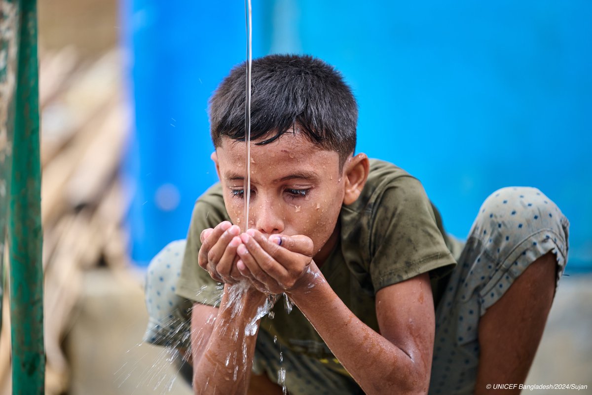 UNICEFBD's tweet image. For children like Ayaz, safe water means health, safety, and dignity.
UNICEF is building water networks with support from @MofaJapan_en across the Rohingya refugee camps to ensure children and families have reliable access to clean, safe water.
