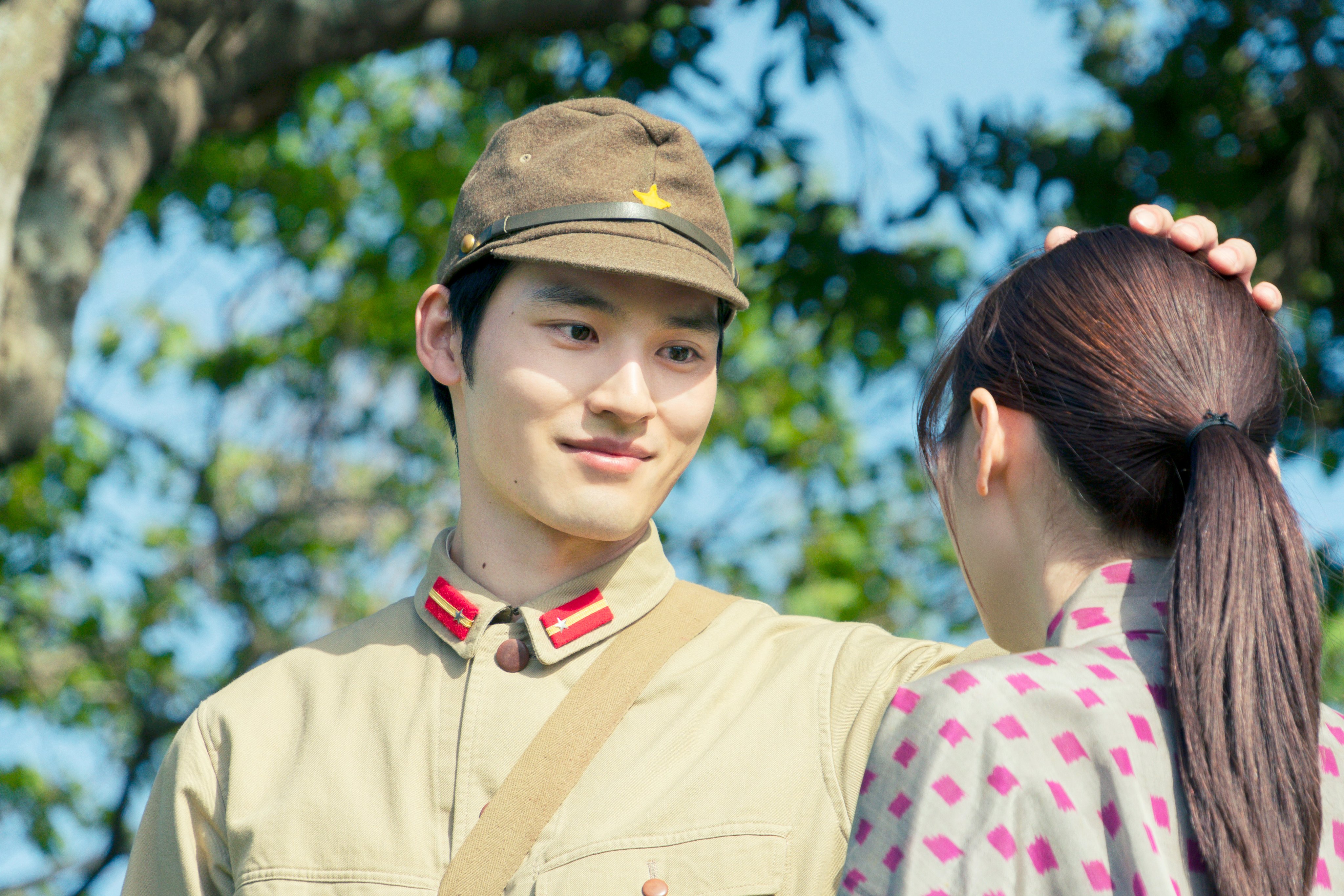映画『あの花が咲く丘で、君とまた出会えたら。』公式
