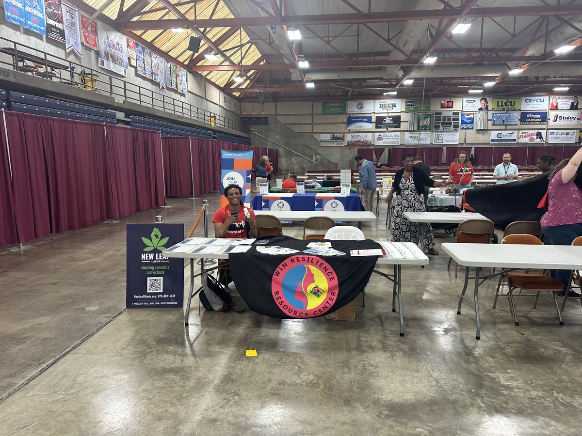 Check out WIN at Summit of Hope last wk at Decatur Illinois Civic Center! Our very own Jaiden Ewing, Communications Coordinator at WIN RRC in Chicago representing New Leaf as well! Do you have a cannabis conviction? #NewLeaf will provide free legal representation and legal info!