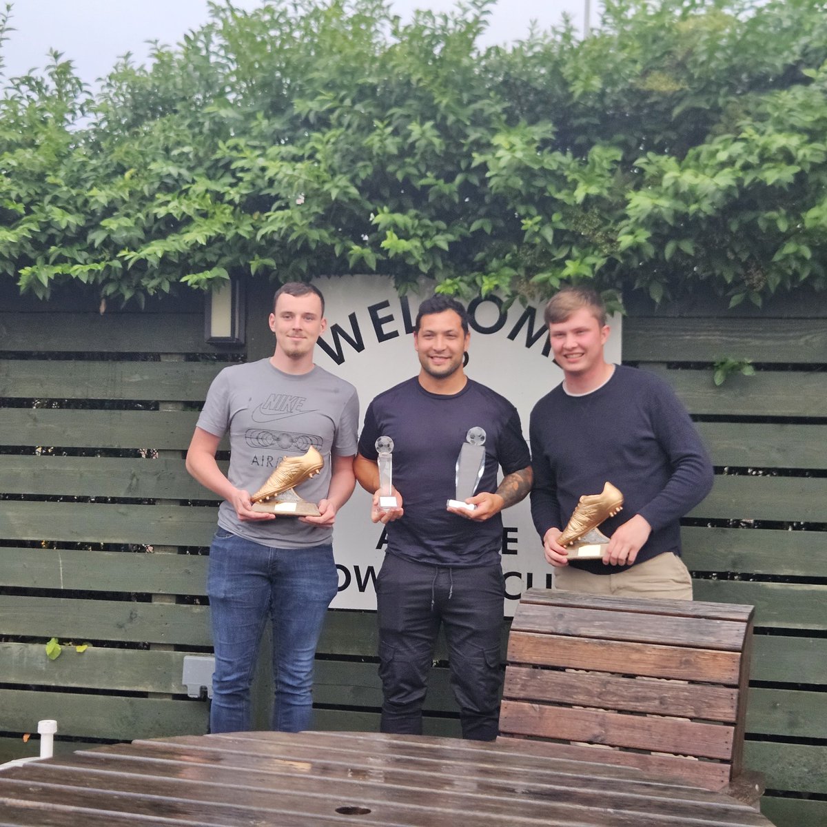 𝟮𝟰/𝟮𝟱 𝗦𝗲𝗮𝘀𝗼𝗻 𝗔𝘄𝗮𝗿𝗱 𝗪𝗶𝗻𝗻𝗲𝗿𝘀 🏆⚽️

🏆Player of the year - Chris Jackson

🏆Players player of the year - Chris Jackson

⚽️Top Goalscorer (Joint) - Leo Currie &amp; Cieryn Fisher