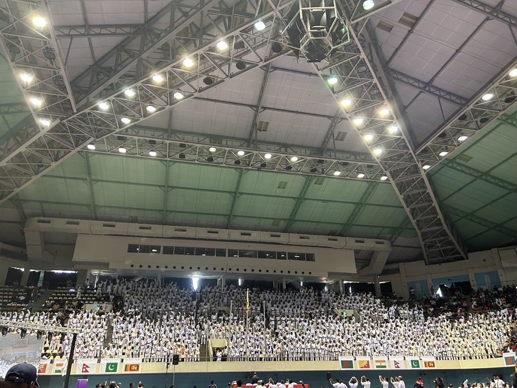 JapanEmb_SL's tweet image. On 6th July, Amb. ISOMATA attended the opening ceremony of the 9th South Asian Karate Championship as the chief guest🥋. He highlighted the philosophy of Karate-do and encouraged athletes to train and strengthen themselves, and enhance their resilience to overcome challenges.