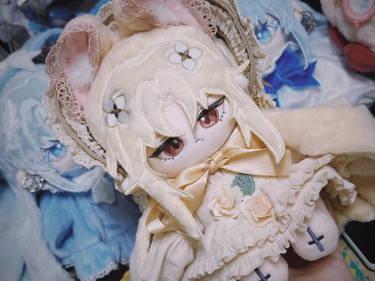 whaleeU_U's tweet image. 🐱🐱有耳朵了🥰