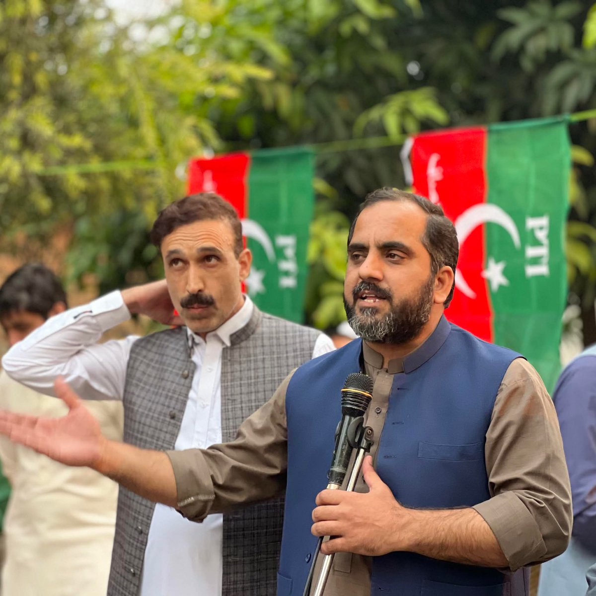 Khurshid Alam Khan (@khurshidkpti) on Twitter photo صوبائی صدر سے مشاورت کے ساتھ عرفان سلیم صدر  اور خورشید عالم جنرل سیکرٹری ڈسٹرکٹ پشاور مقرر 
جنرل سیکرٹری پاکستان تحریک انصاف خیبر پختونخوا علی اصغر خان کے دستخط سے باقاعدہ نوٹیفکیشن جاری صوبائی صدر سے مشاورت کے ساتھ عرفان سلیم صدر  اور خورشید عالم جنرل سیکرٹری ڈسٹرکٹ پشاور مقرر 
جنرل سیکرٹری پاکستان تحریک انصاف خیبر پختونخوا علی اصغر خان کے دستخط سے باقاعدہ نوٹیفکیشن جاری