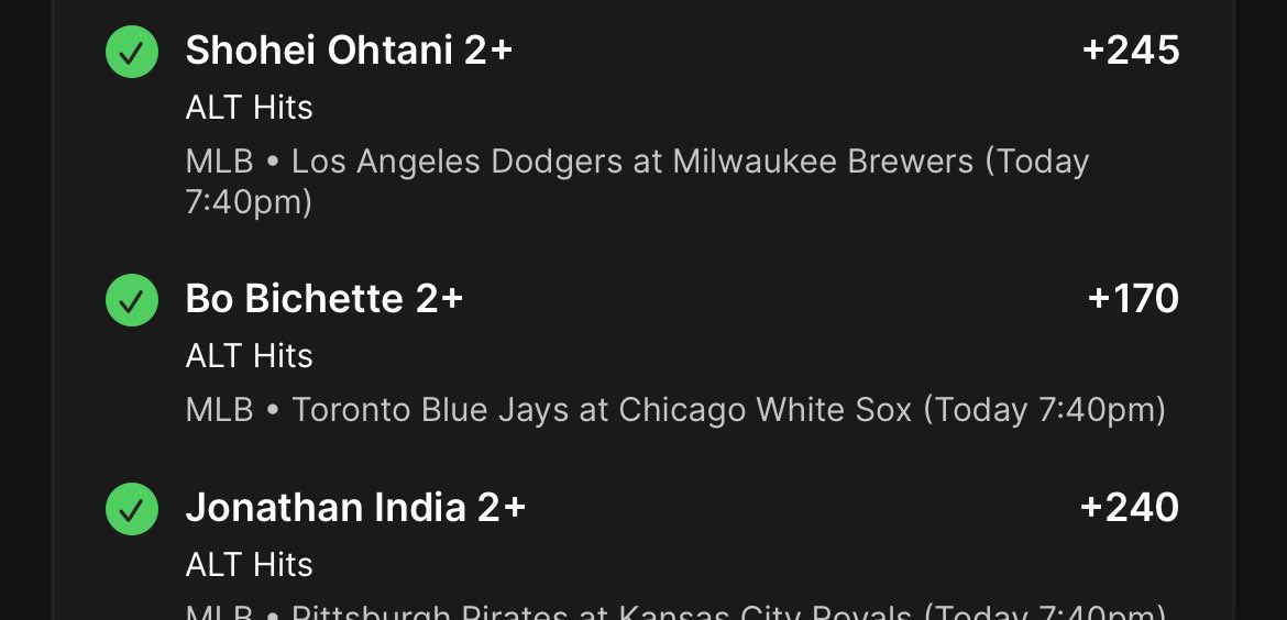 AWarriorBets's tweet photo. @FanaticsBook How about the past few days!? Cashed out the HR Parlay. https://t.co/0bijAUcjC0