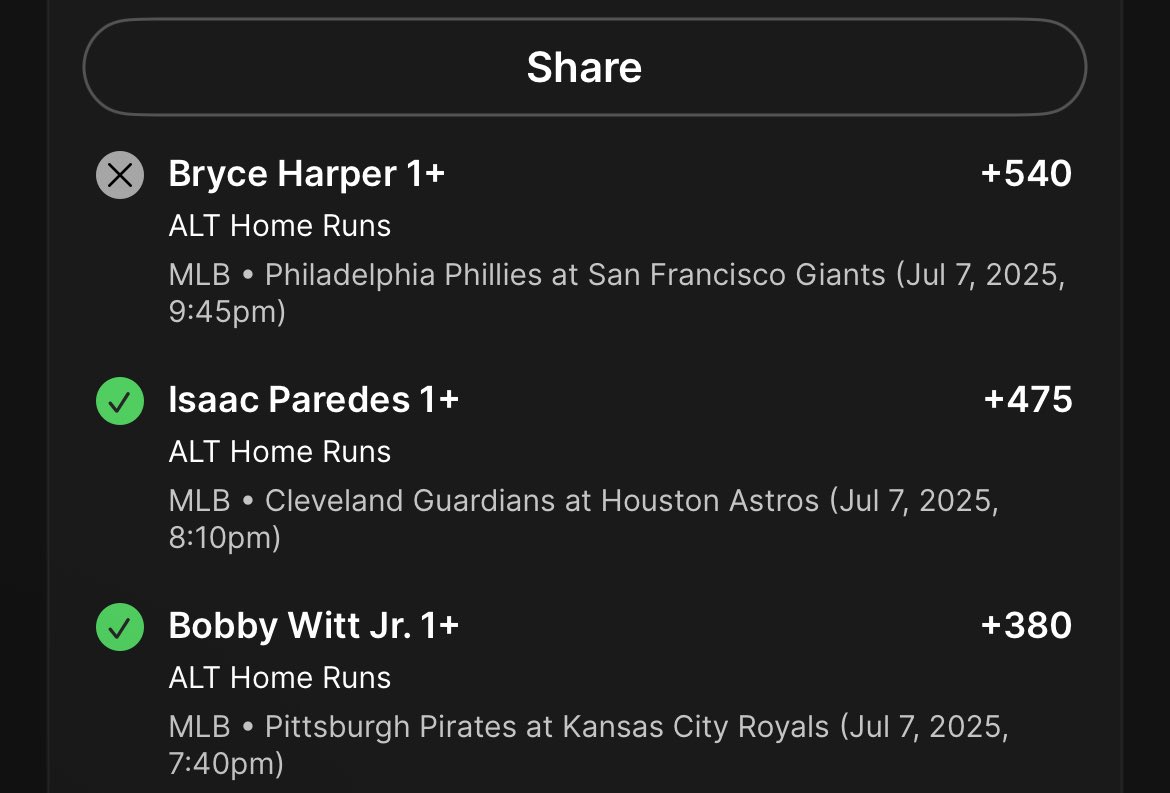 AWarriorBets's tweet photo. @FanaticsBook How about the past few days!? Cashed out the HR Parlay. https://t.co/0bijAUcjC0