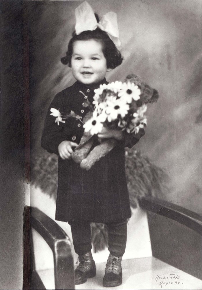 8 July 1939 | A Polish Jewish girl, Ruzia Fajwlowicz, was born in Czeladź.

In May 1943 she was deported from the ghetto in Czeladź to #Auschwitz and murdered in a gas chamber.