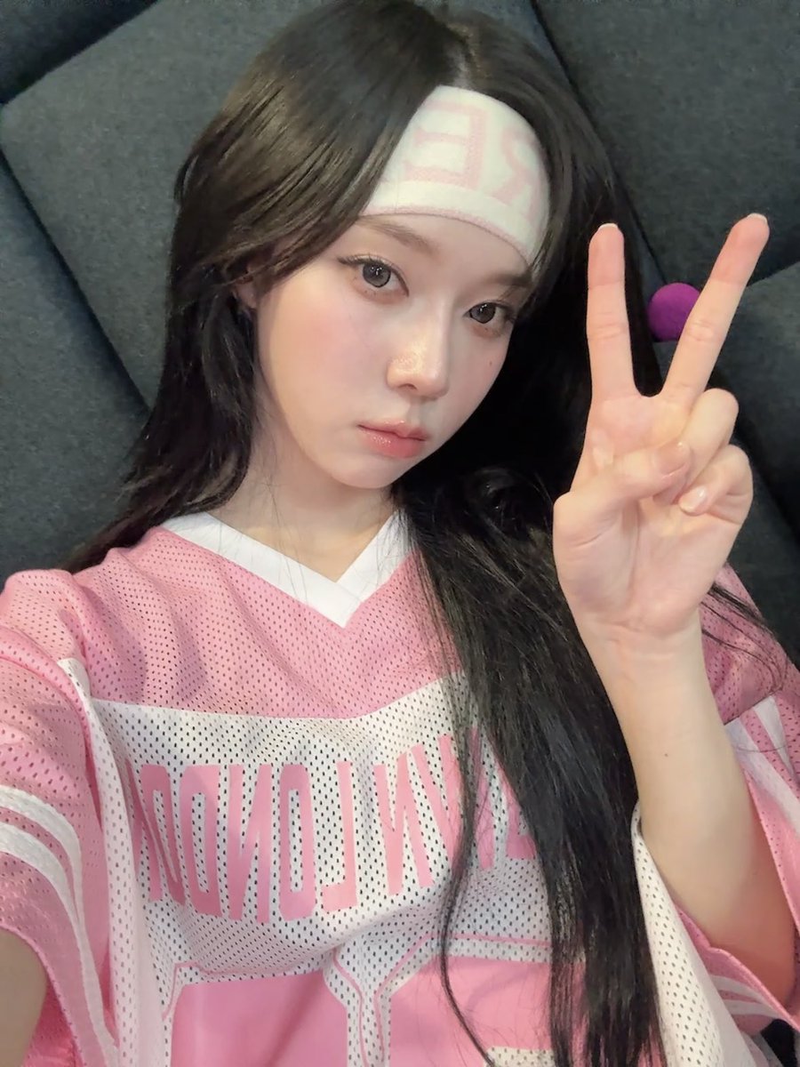 winter700_'s tweet photo. ㅈㅉ여심폭격이시다.. https://t.co/5LfBreuNhJ