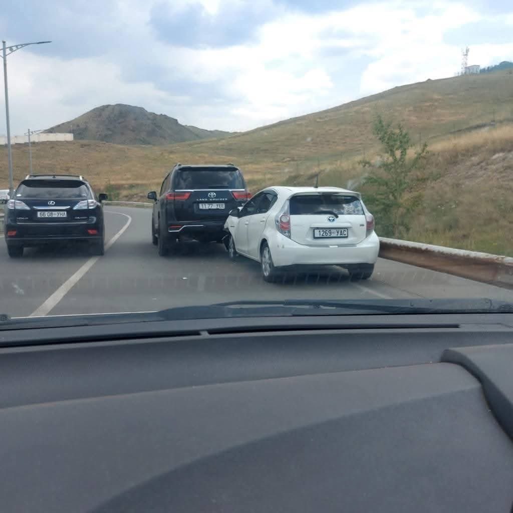 Урдах замаасаа гадна ардах Aqua-гаа сайн харж яваарай даа