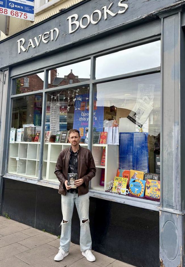 Epoque_Press's tweet image. Great to see @davidbr42580158 signing copies of his novel Spit in the marvellous @ravenbooks
‘Crackling with dark humour and incantatory force, every line pulses with linguistic relish.’
#epoquepresstitles #epoquepressauthors #bookshops #books #bookrecommendations