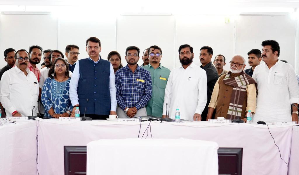 DrRinaKolhe's tweet photo. निर्णय झाला GR आला सारथी बार्टी ला ३ वर्षाची पूर्ण fellowship दिली पण महाज्योती साठी निधी नाही ?
साहेब ओबीसी भटक्यांवरील हा अन्याय थांबवा.@AjitPawarSpeaks @CMOMaharashtra @Dev_Fadnavis @save_atul https://t.co/eXfQM9jNXL