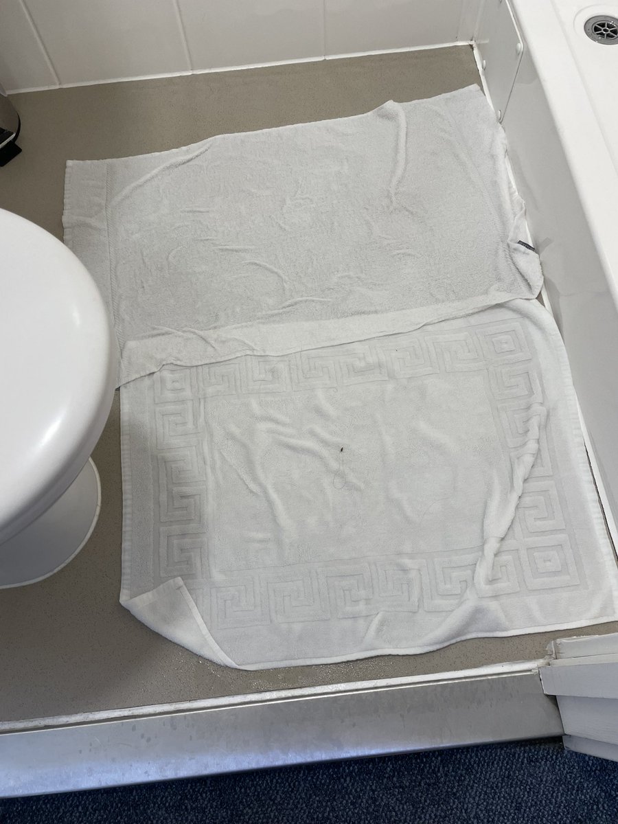 @UOR_MAINTENANCE #FIXMYROOM Shower blocked &amp; flooded