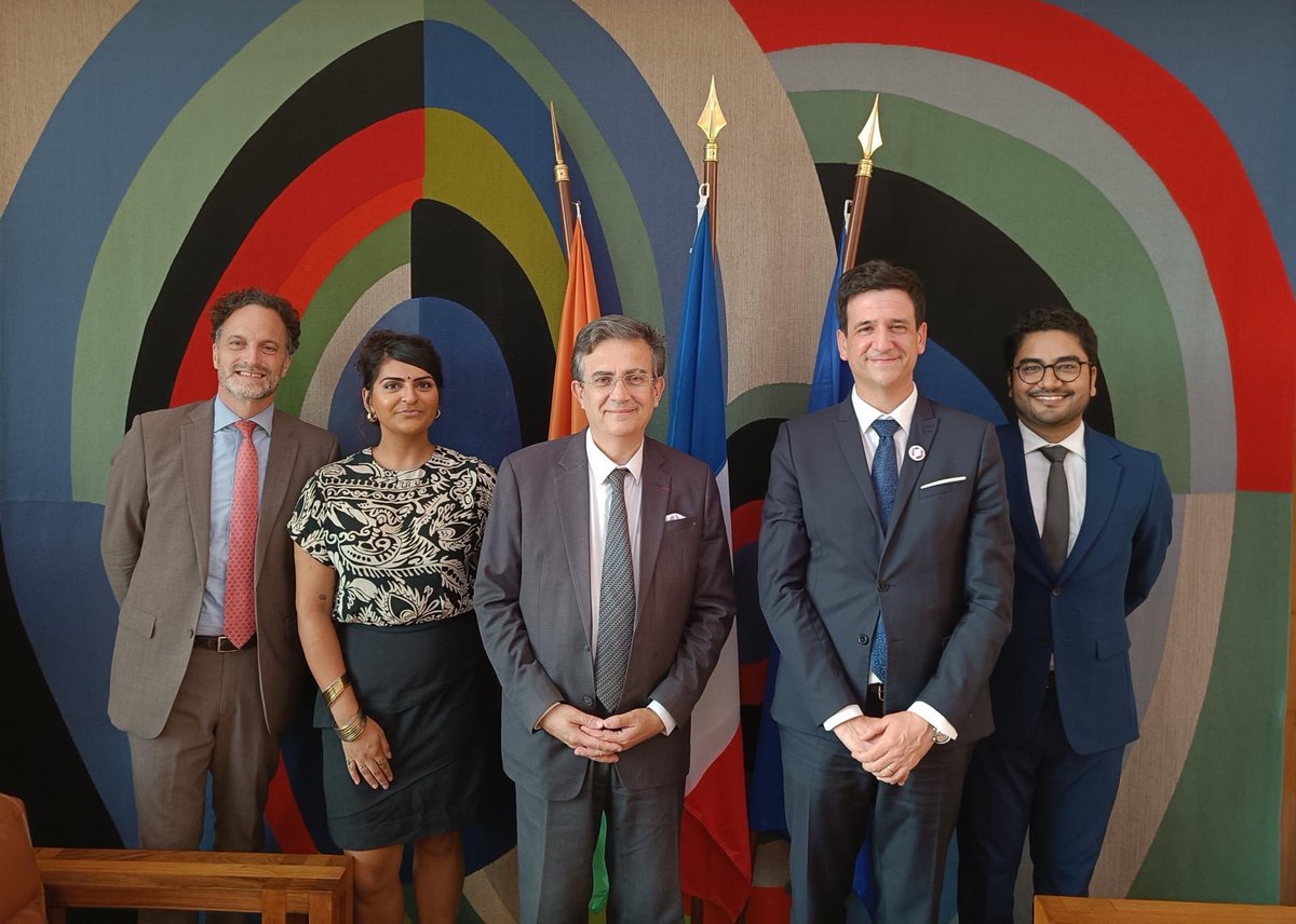 France Volontaires (@fvolontaires) on Twitter photo 📍New Delhi • La visite 🇮🇳 de <a href="/DelaunayYannFV/">Delaunay Yann</a> débute aux côtés de S.E.M. l’Ambassadeur @Thierry_Mathou et M. Grégor Trumel (<a href="/ifiofficiel/">The French Institute in India</a>) : une rencontre pour renforcer l’ancrage humain des relations par le #VIES — et qui marque le lancement du Réseau alumni du Volontariat 🇫🇷🇮🇳 📍New Delhi • La visite 🇮🇳 de <a href="/DelaunayYannFV/">Delaunay Yann</a> débute aux côtés de S.E.M. l’Ambassadeur @Thierry_Mathou et M. Grégor Trumel (<a href="/ifiofficiel/">The French Institute in India</a>) : une rencontre pour renforcer l’ancrage humain des relations par le #VIES — et qui marque le lancement du Réseau alumni du Volontariat 🇫🇷🇮🇳