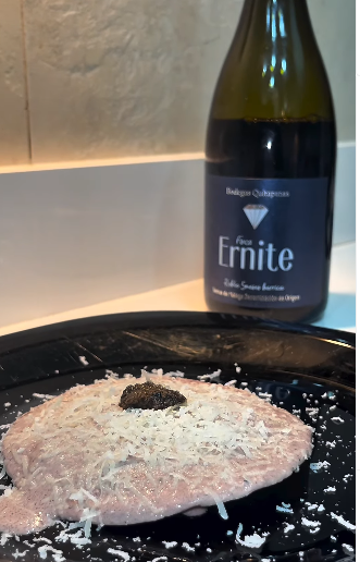 🍷Nueva receta con nuestro Finca Ernite Quitapenas:
El video completo disponible en nuestro Instagram: instagram.com/p/DLztTGhsqCr/