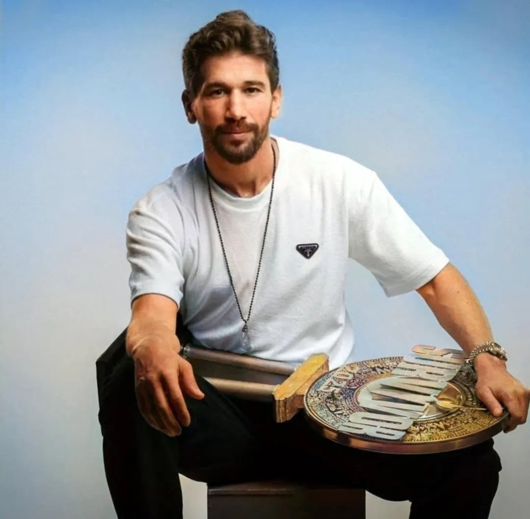 Adem 2017'de ikinci, 2018'de Şampiyon, 2022'de şampiyon olması gerekirken ikinci , 2025'te Şampiyon oldu.Ortalama sıralaması 1.5'tur.Turabi 2014 ve 2015'te Şampiyon, 2018'de Beşinci, 2024'te Otuzbirinci oldu.Ortalama sıralaması 9.50'tur.Ogeday 2017'de Şampiyon, 2022'de Sekizinci