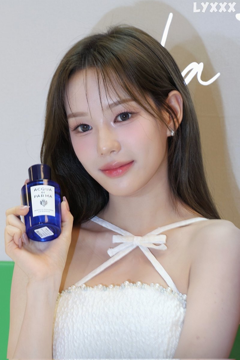 hocole921's tweet image. 250708 ACQUA DI PARMA
#izna #μ΄μ¦λ #RYUSARANG #μ μ¬λ #SAEBI #μ μΈλΉ