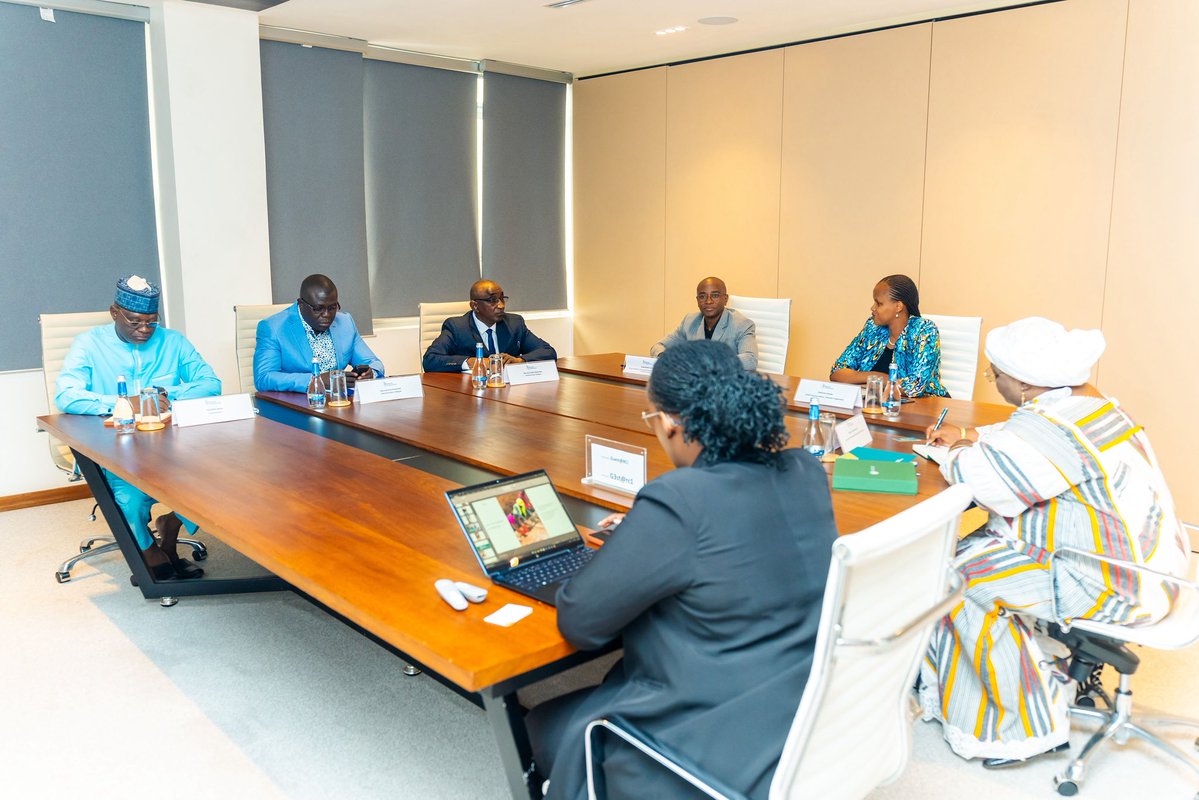 Rwanda Cooperation (@cooperation_rw) on Twitter photo 🇳🇪🤝🇷🇼 | Ce 7 juillet, nous avons eu le plaisir d’accueillir une délégation nigérienne en visite d’étude. Après un mot de bienvenue chez <a href="/Cooperation_RW/">Rwanda Cooperation</a>, la journée s’est poursuivie avec <a href="/RwandaLocalGov/">Ministry of Local Government | Rwanda</a> sur la décentralisation et <a href="/CityofKigali/">City of Kigali</a> sur l’urbanisme durable.
#SudSud 🇳🇪🤝🇷🇼 | Ce 7 juillet, nous avons eu le plaisir d’accueillir une délégation nigérienne en visite d’étude. Après un mot de bienvenue chez <a href="/Cooperation_RW/">Rwanda Cooperation</a>, la journée s’est poursuivie avec <a href="/RwandaLocalGov/">Ministry of Local Government | Rwanda</a> sur la décentralisation et <a href="/CityofKigali/">City of Kigali</a> sur l’urbanisme durable.
#SudSud