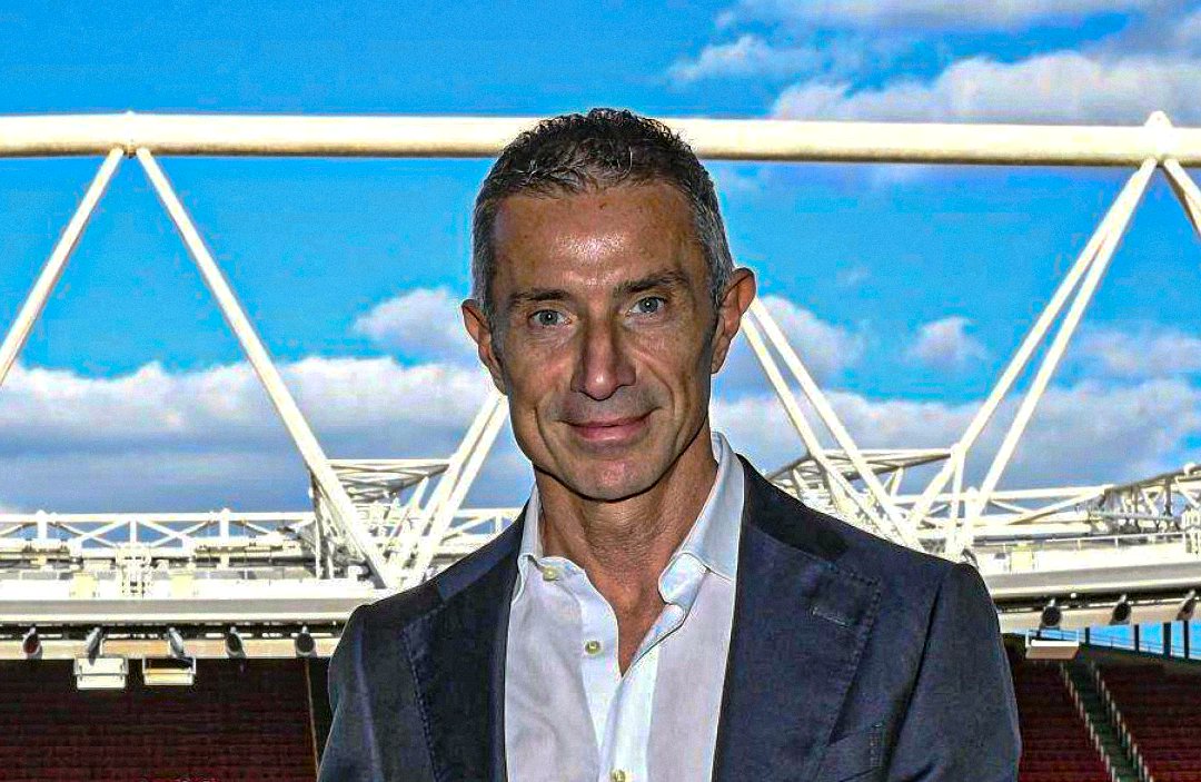 Berta s'est rendu dans la capitale portugaise à la fin de la semaine dernière pour des discussions clés avec le Sporting sur un accord qui pourrait valoir environ 70 millions de £.

Le voyage de Berta au Portugal donne une indication claire du niveau de désir d'Arsenal de