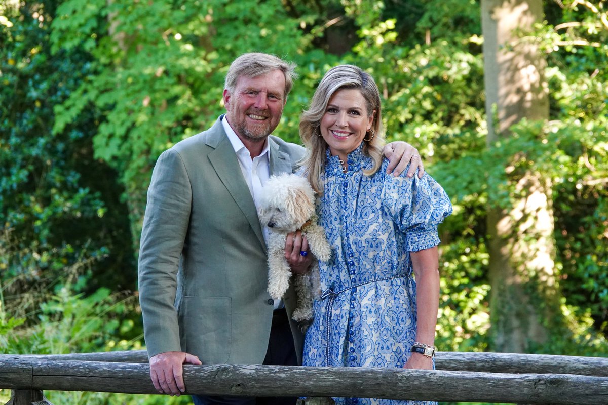 👑Koning Willem-Alexander en Koningin Máxima bezoeken op 9 september Almere tijdens hun streekbezoek. In Almere Poort spreken ze met bewoners, studenten en ondernemers over samen leven, kleinschalig wonen en bouwen aan de toekomst. Meer info vind je op: alme.re/3GxCjxi
