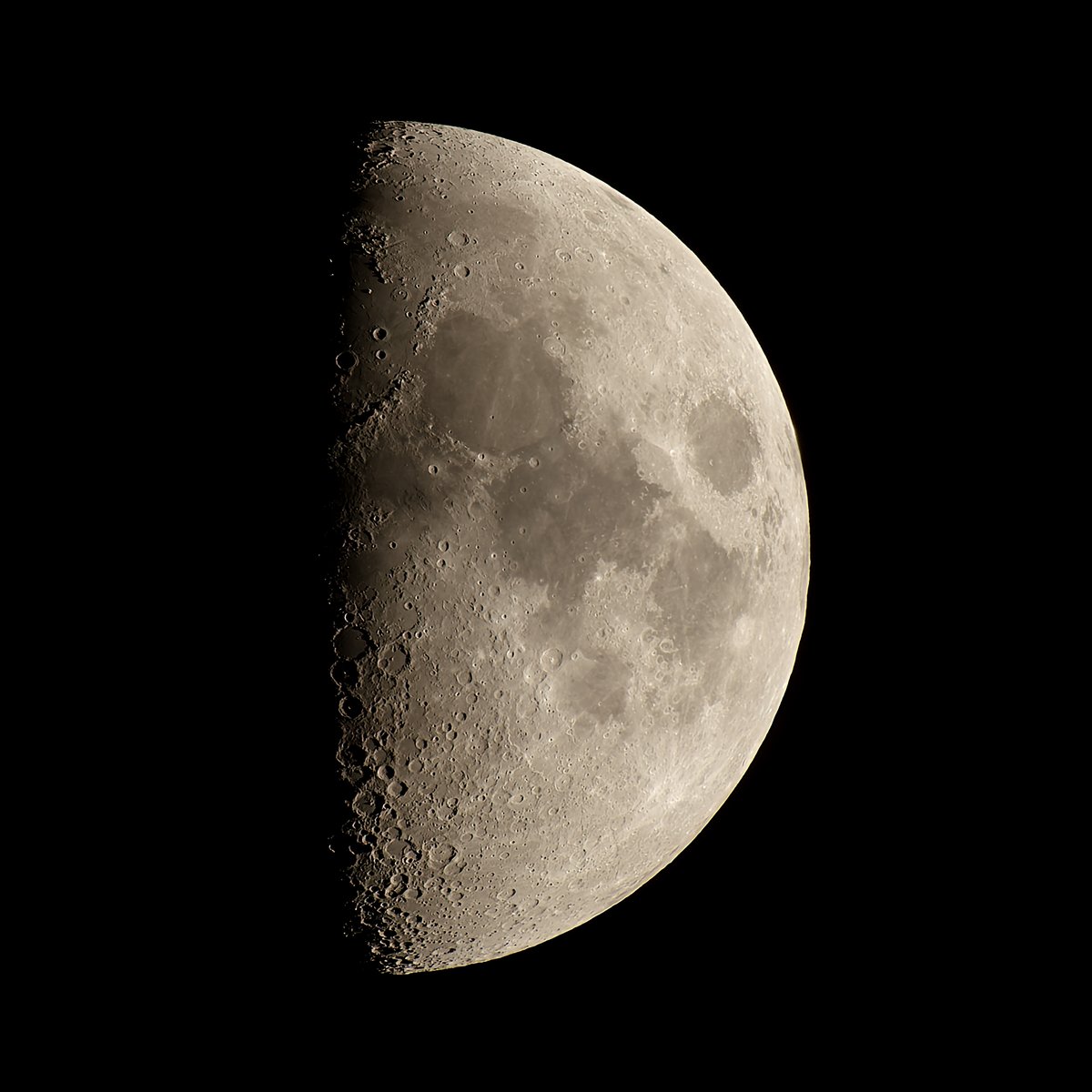 2025-07-03 21:15 #旧暦六月九日 #Moondays