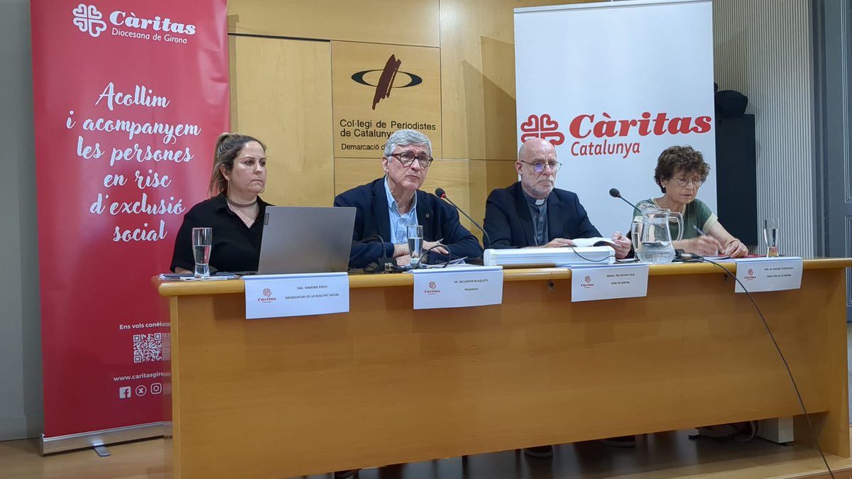 ☹️ El 76% de les llars acompanyades per Càritas es troba en pobresa severa, i en gairebé la meitat hi ha infants i adolescents

🚰 Fer front a les despeses d’habitatge és gairebé impossible per a 6 de cada 10

📚 Es desprèn de la Memòria presentada avui

caritascatalunya.cat/noticias/el-76…