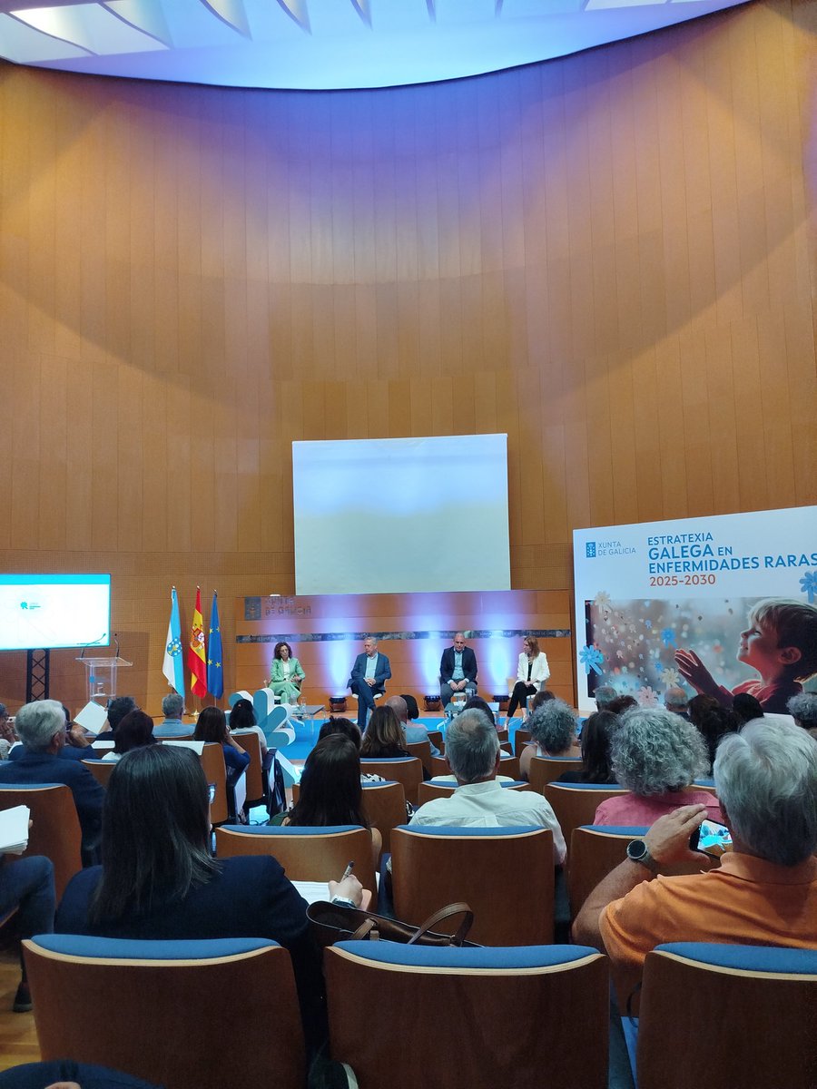 Agadhemo (@agadhemo) on Twitter photo Presentación da II Estratexia Galega de Enfermidades Raras 2025-2030 #EnfermedadesRaras da <a href="/SanidadeXunta/">Consellería de Sanidade</a> Presentación da II Estratexia Galega de Enfermidades Raras 2025-2030 #EnfermedadesRaras da <a href="/SanidadeXunta/">Consellería de Sanidade</a>
