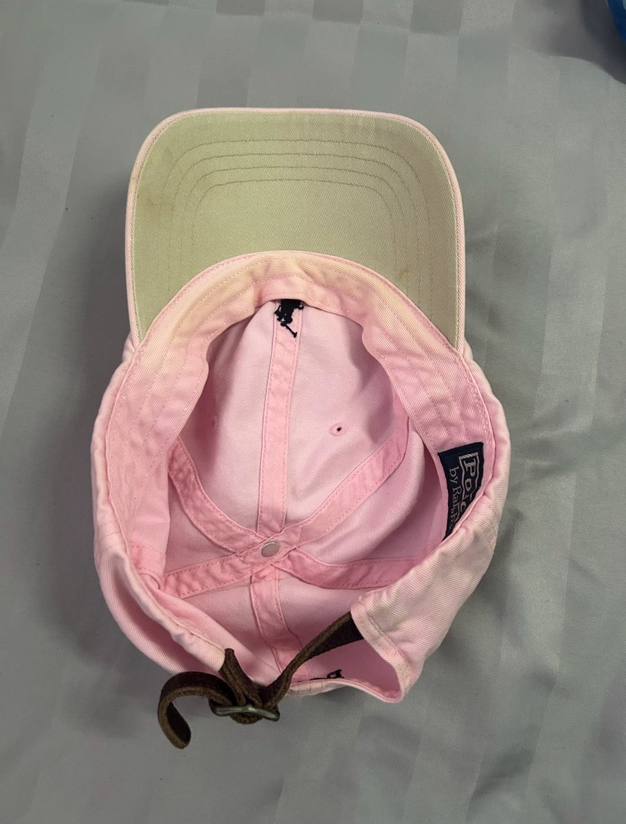 ThnisrRa's tweet photo. ส่งต่อ หมวกpolo สายหนัง
หมวกชมพูปักม้ากรม

   ❀ Free size

   ❀ ตำหนิ :ด้านในหมวก/ปีกหมวกมีคราบเหลือง

690 ส่งฟรีค่า

ทักมาขอดูเพิ่มเติมได้ค่าา

#หมวกมือสอง #หมวก #หมวกpolo #polo #ส่งต่อเสื้อผ้ามือ2 #ส่งต่อ #ส่งต่อหมวก https://t.co/geF3eFJi6W