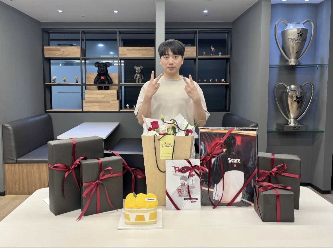 케이티응원계정 tweet media