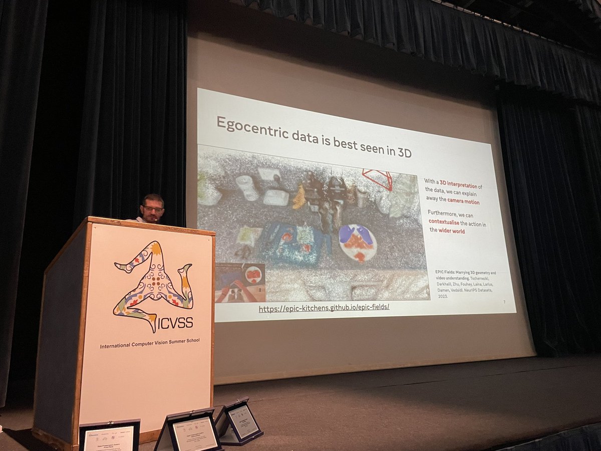How to make 3D fundamental to all aspects of computer vision?
A Vedaldi <a href="/Oxford_VGG/">Visual Geometry Group (VGG)</a> with a brilliant tutorial this morning <a href="/icvss/">ICVSS</a> #icvss2025