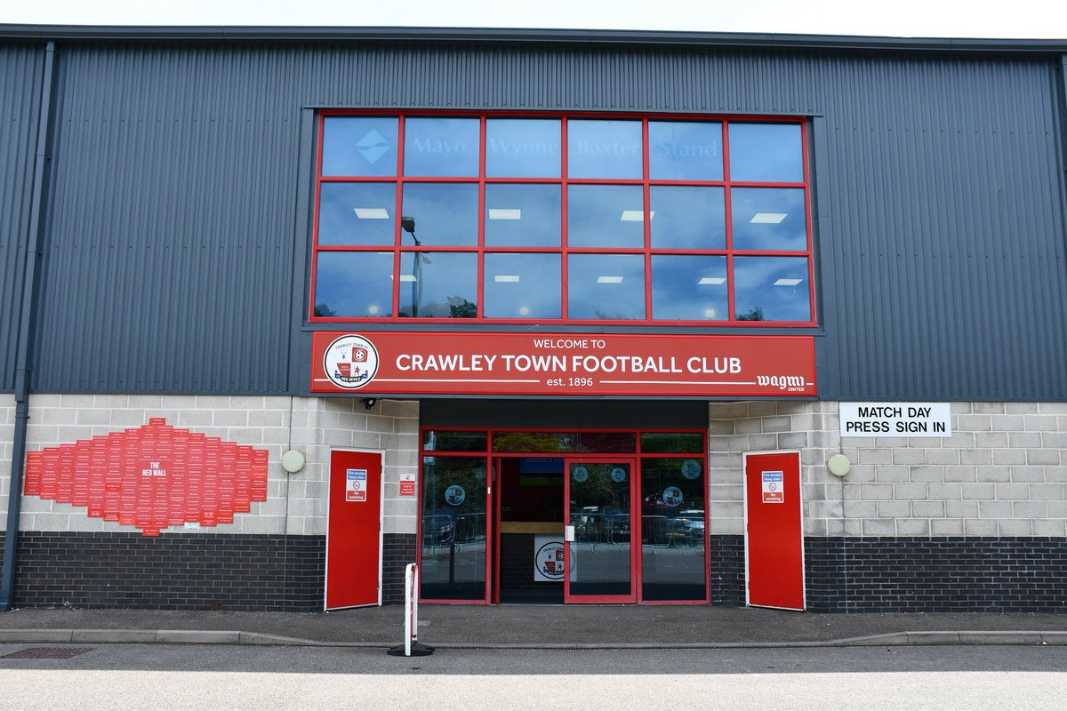 adam_piggott_'s tweet photo. A fresh lick of paint at the Broadfield Stadium ahead of the new season #CrawleyTown #TownTeamTogether
#efl https://t.co/CSW9kEEbjv